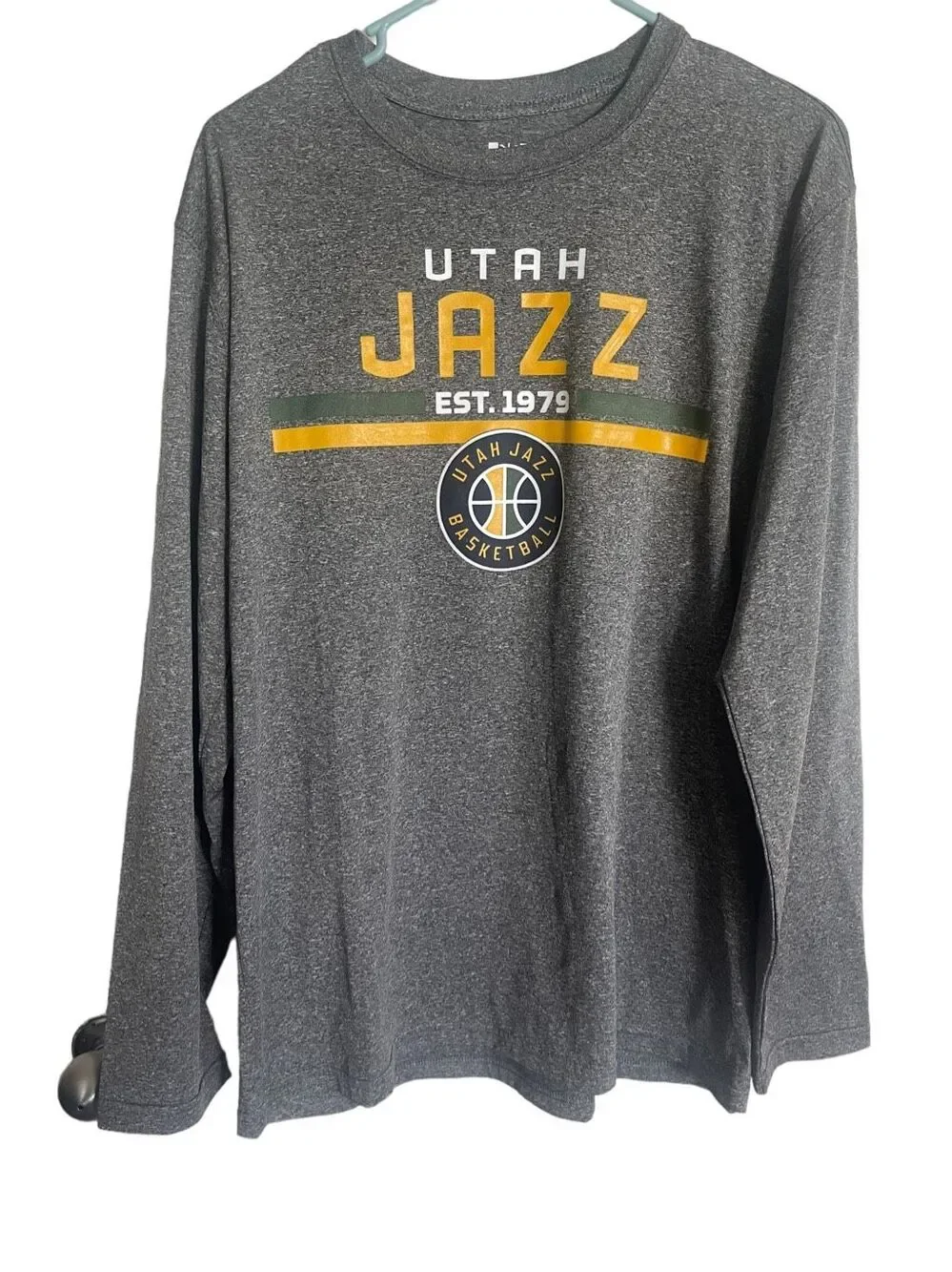 Mens Gray Pullover Crew Neck Utah Jazz Basketball Long Sleeve T-Shirt Size Large